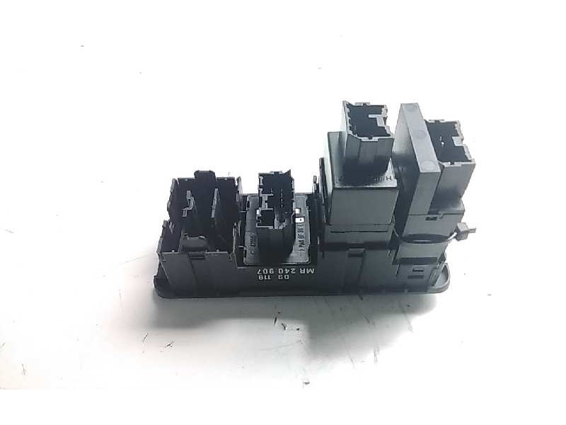 Recambio de mando elevalunas delantero derecho para mitsubishi space star (dg0) 1600 referencia OEM IAM 09119MR240907  