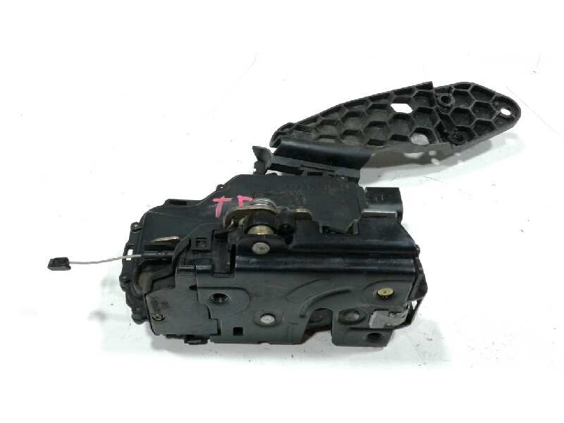 Recambio de cerradura puerta trasera derecha para seat leon (1m1) signo referencia OEM IAM 3B4839016A  