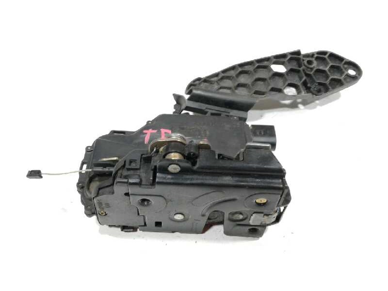 Recambio de cerradura puerta trasera derecha para seat leon (1m1) signo referencia OEM IAM 3B4839016A  