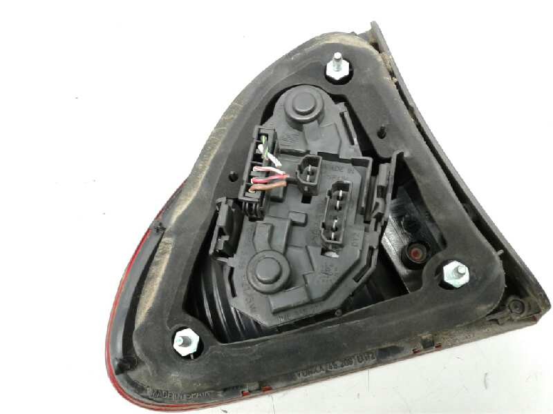 Recambio de piloto trasero derecho para seat leon (1m1) signo referencia OEM IAM 1M6945112FKZ  