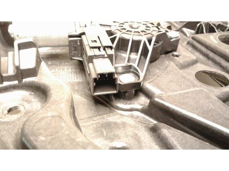 Recambio de elevalunas trasero izquierdo para volvo v40 2.0 diesel cat referencia OEM IAM 3638514  