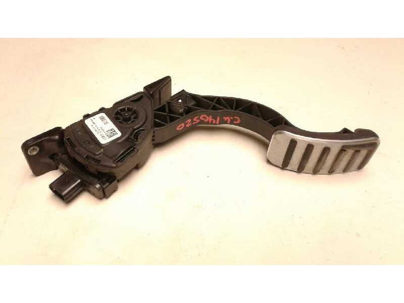 Recambio de pedal acelerador para volvo v40 2.0 diesel cat referencia OEM IAM 31341776  
