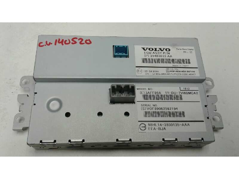Recambio de panel control radio para volvo v40 2.0 diesel cat referencia OEM IAM 31483613AA  