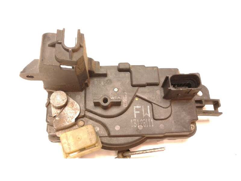 Recambio de cerradura puerta delantera izquierda para opel astra h berlina elegance referencia OEM IAM 13210748  