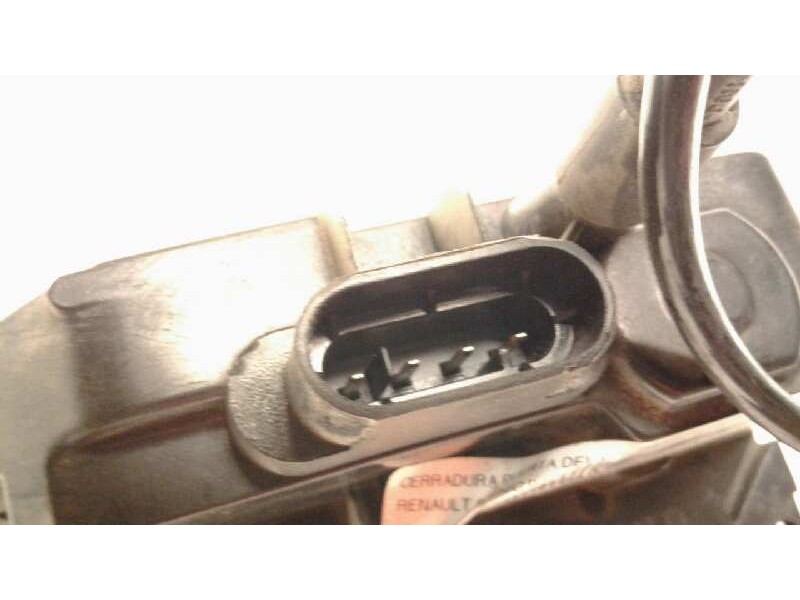 Recambio de cerradura puerta delantera derecha para renault scenic ii confort dynamique referencia OEM IAM 8200119121  