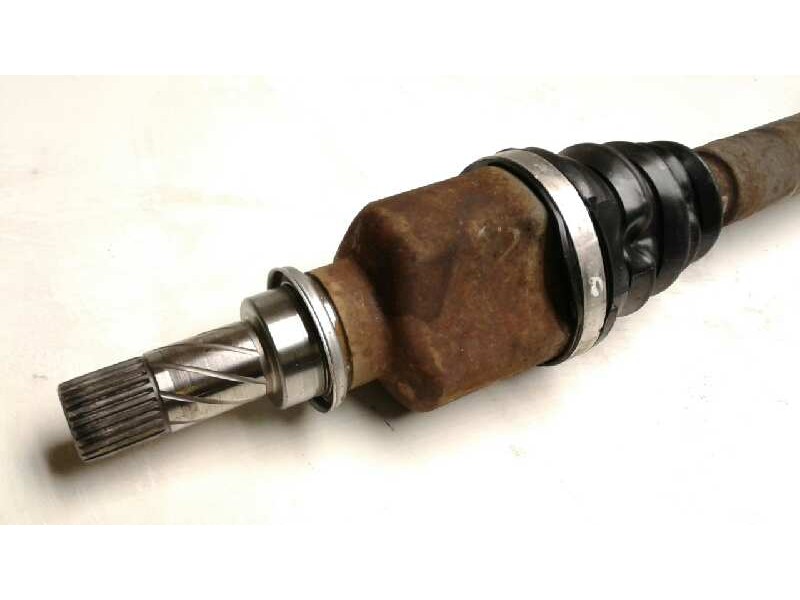 Recambio de transmision delantera izquierda para renault scenic ii confort dynamique referencia OEM IAM 8200375537  