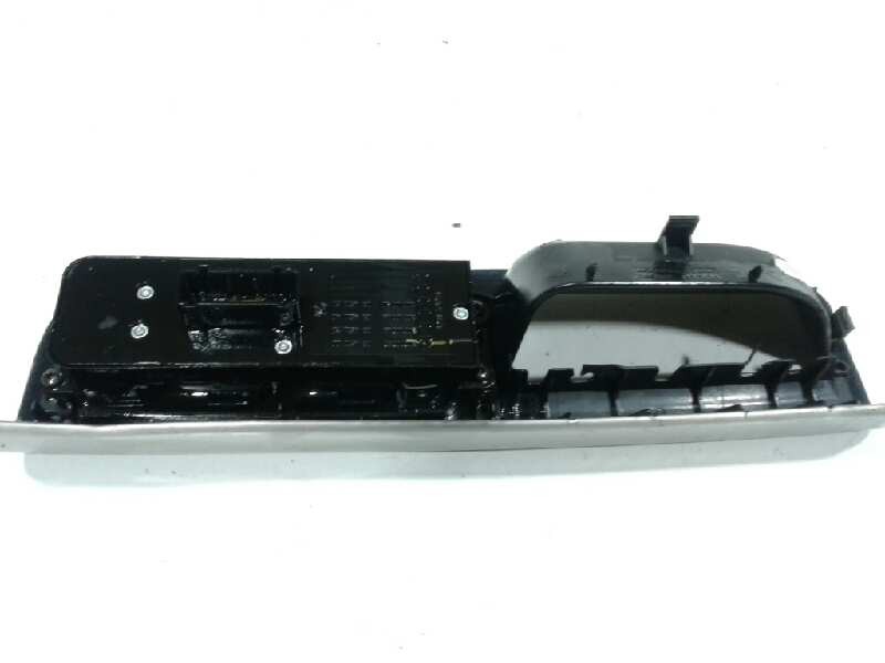 Recambio de mando elevalunas delantero izquierdo para volvo v50 familiar 2.0 d momentum referencia OEM IAM 30773429  