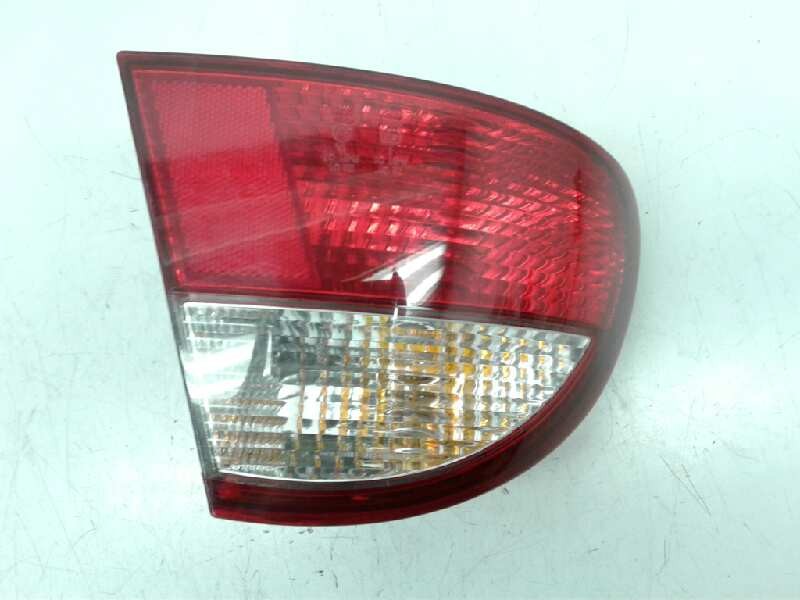 Recambio de piloto trasero izquierdo para daewoo lanos cool referencia OEM IAM 96304618  