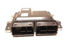 Recambio de centralita motor uce para volvo v40 2.0 diesel cat referencia OEM IAM 31452623  