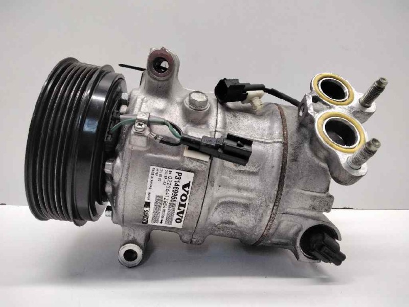 Recambio de compresor aire acondicionado para volvo v40 2.0 diesel cat referencia OEM IAM 022564126B4 P31469966 