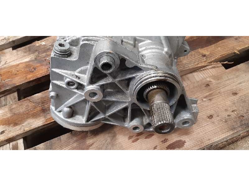 Recambio de diferencial delantero para opel insignia berlina sport 4x4 referencia OEM IAM 5557346  