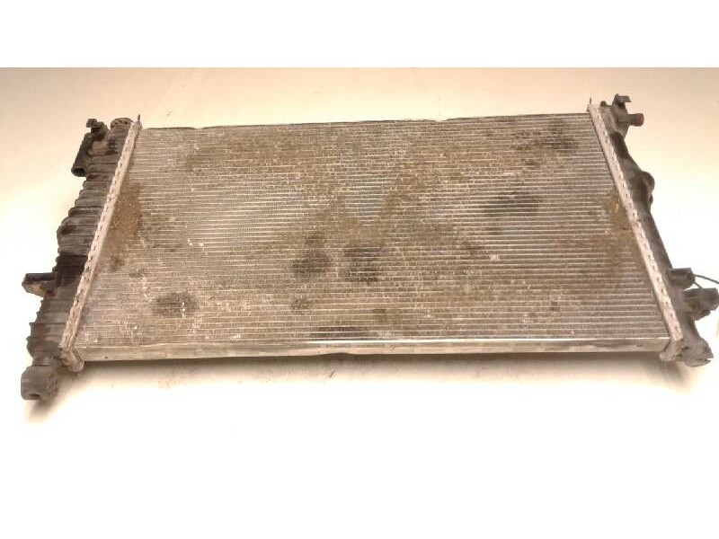 Recambio de radiador agua para opel insignia berlina sport 4x4 referencia OEM IAM 13241724  