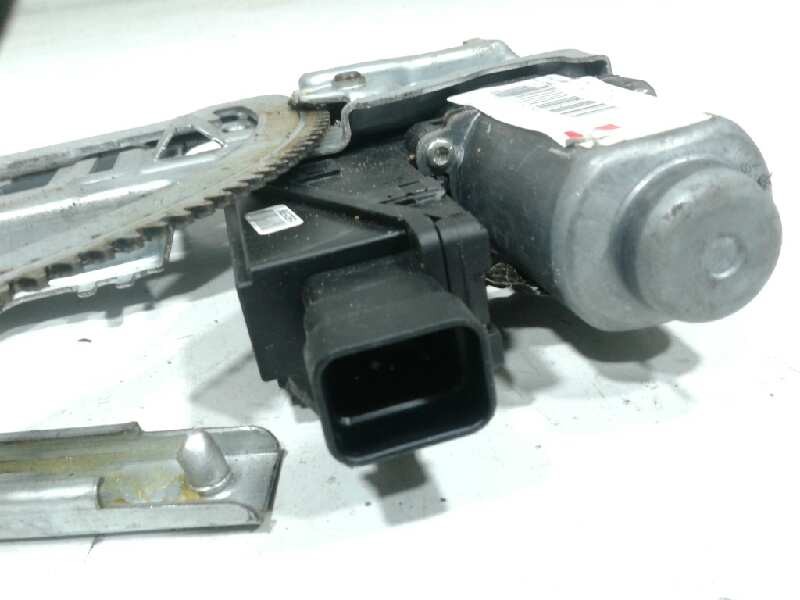 Recambio de elevalunas delantero derecho para opel combo (corsa c) cargo referencia OEM IAM 13222284  