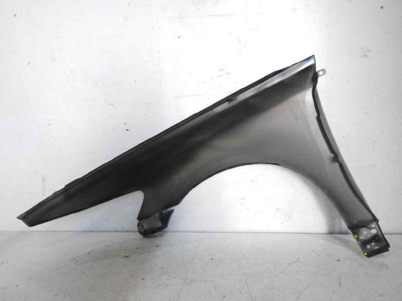 Recambio de aleta delantera derecha para volvo v50 familiar 2.4 kinetic referencia OEM IAM   