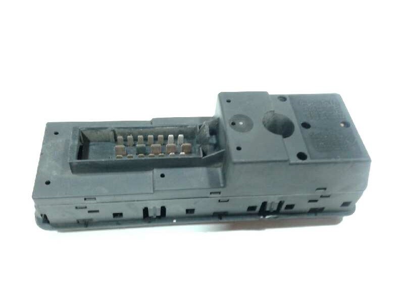 Recambio de mando elevalunas delantero izquierdo para saab 900 berlina referencia OEM IAM 4519120  