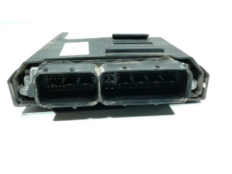 Recambio de centralita motor uce para opel insignia berlina sport 4x4 referencia OEM IAM   