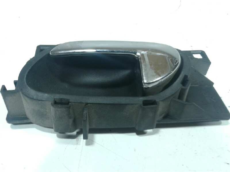 Recambio de maneta interior trasera izquierda para peugeot 407 st sport pack referencia OEM IAM 10018IND15  