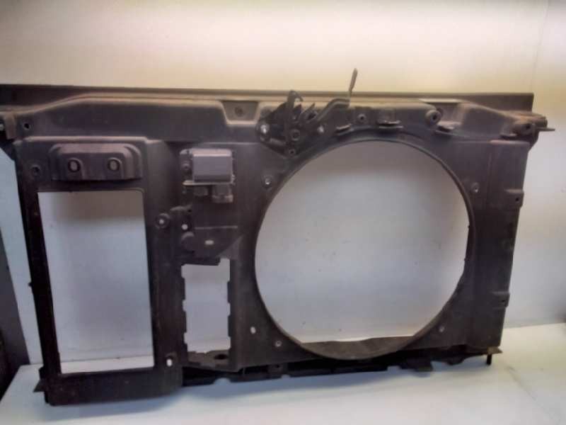 Recambio de panel frontal para peugeot 308 confort referencia OEM IAM 755150  