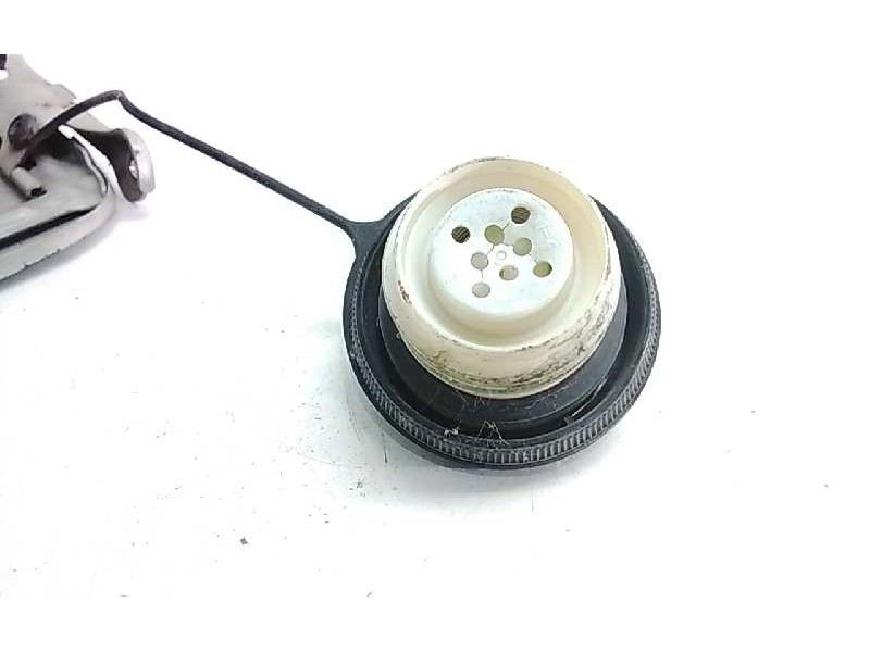 Recambio de tapa exterior combustible para nissan almera tino (v10m) básico referencia OEM IAM   