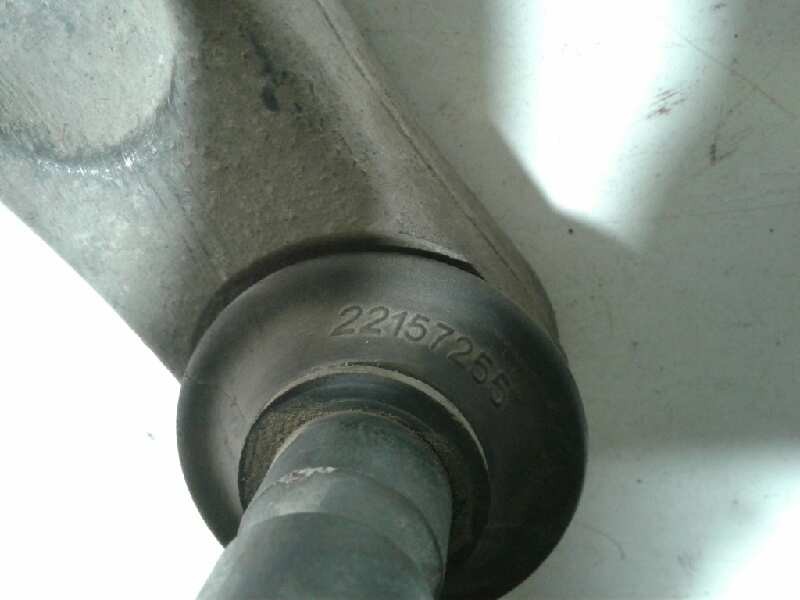 Recambio de brazo suspension inferior delantero izquierdo para opel vectra c berlina gts referencia OEM IAM 13205825  