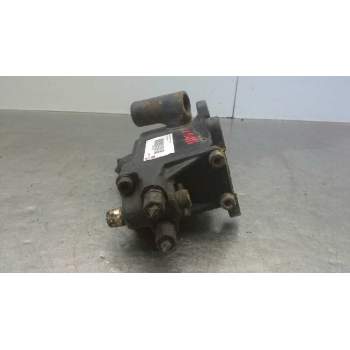 Recambio de bomba abatimiento cabina para man l 2000 8.163 referencia OEM IAM 136886  