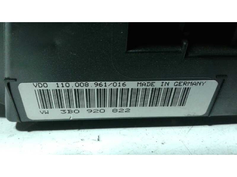 Recambio de cuadro instrumentos para volkswagen passat berlina (3b2) básico referencia OEM IAM 3B0920822  
