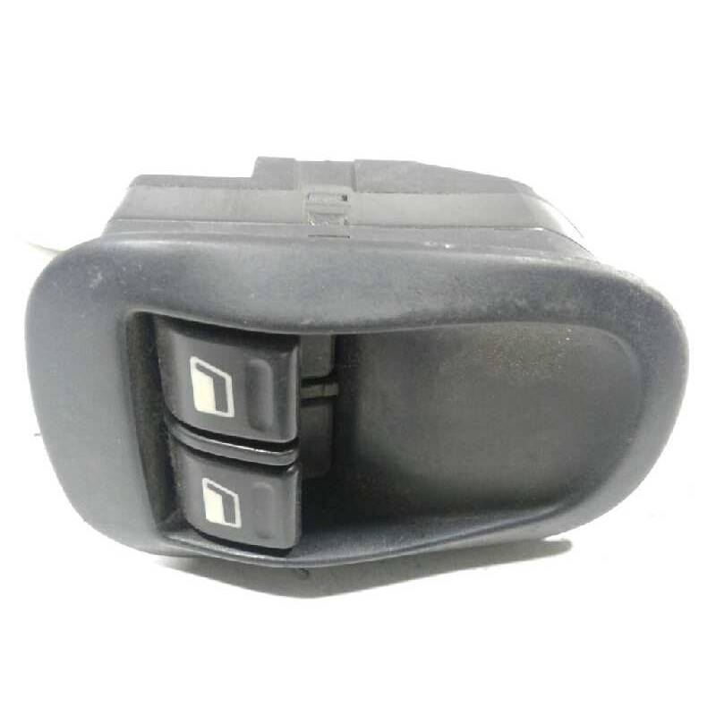 Recambio de mando elevalunas delantero izquierdo para peugeot 206 berlina xn referencia OEM IAM 0067  