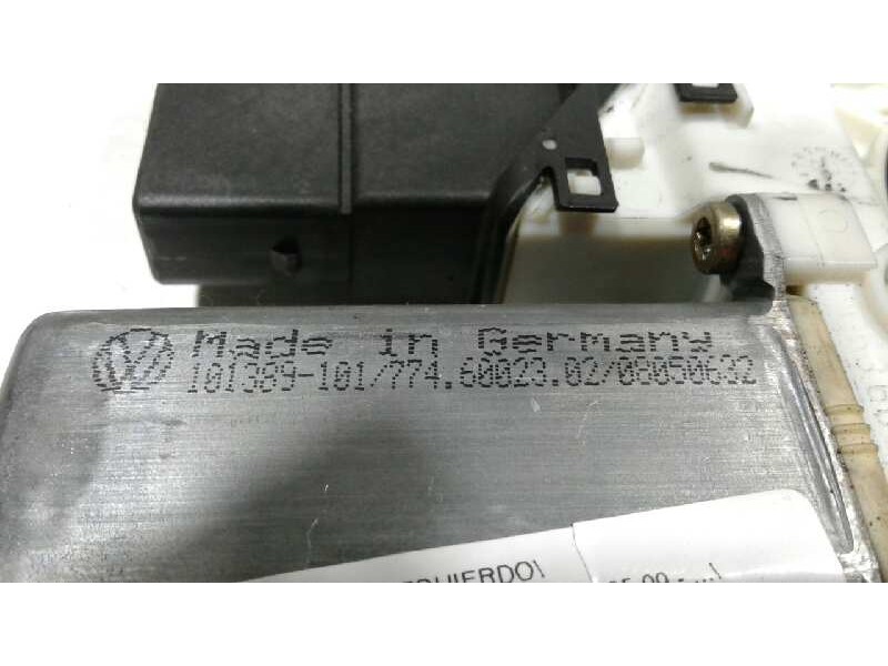Recambio de motor elevalunas trasero izquierdo para volkswagen golf iv berlina (1j1) básico referencia OEM IAM 1JA499811C  