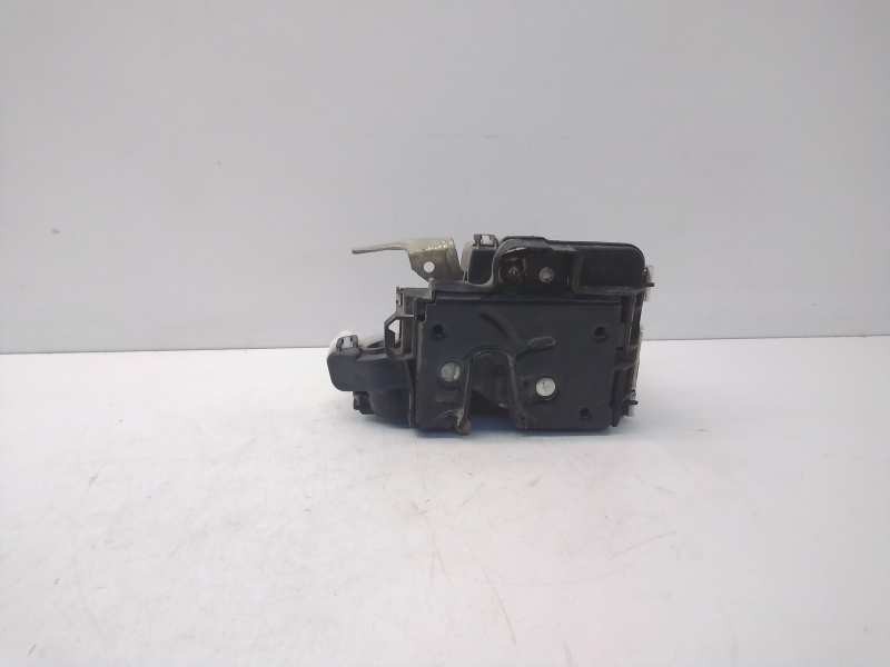 Recambio de cerradura puerta delantera derecha para volkswagen polo (9n1) highline referencia OEM IAM 3B1837016CB  