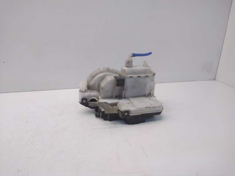 Recambio de cerradura puerta delantera derecha para volkswagen polo (9n1) highline referencia OEM IAM 3B1837016CB  