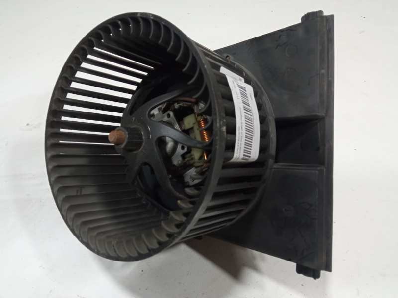 Recambio de motor calefaccion para volkswagen polo (9n1) highline referencia OEM IAM 1J1819021B  