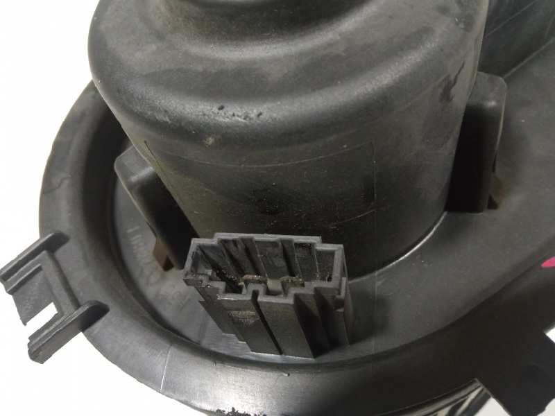 Recambio de motor calefaccion para volkswagen polo (9n1) highline referencia OEM IAM 1J1819021B  