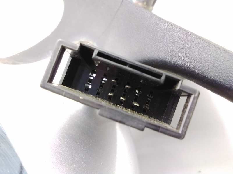 Recambio de retrovisor derecho para volkswagen polo (9n1) highline referencia OEM IAM   