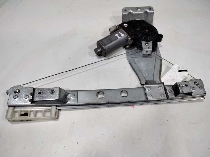 Recambio de elevalunas trasero izquierdo para citroen c3 1.4 sx plus referencia OEM IAM 922372  