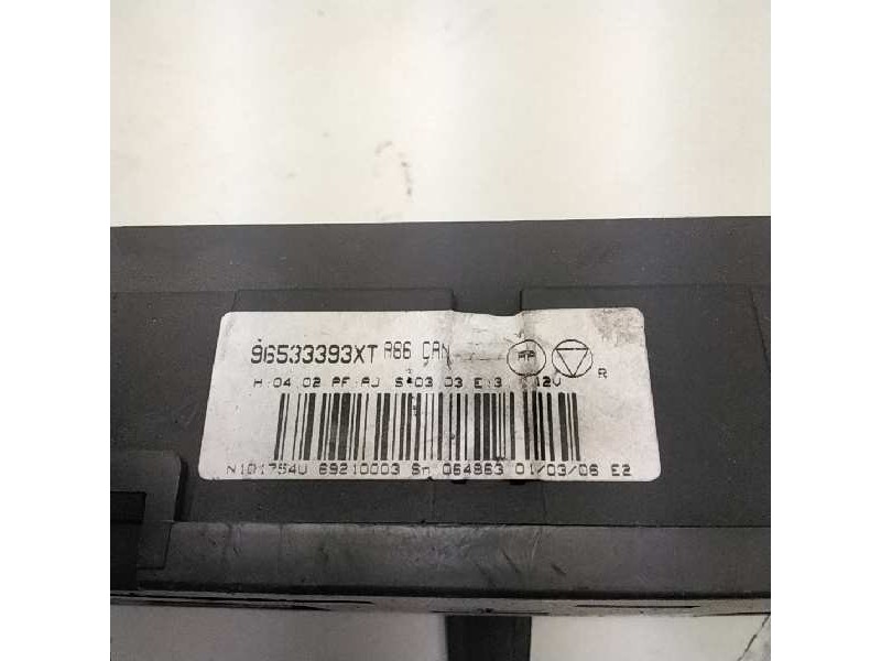 Recambio de mando climatizador para citroen c3 1.4 sx plus referencia OEM IAM 96533393XT  