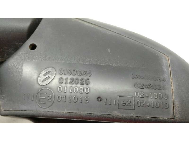 Recambio de retrovisor izquierdo para citroen c3 1.4 sx plus referencia OEM IAM   