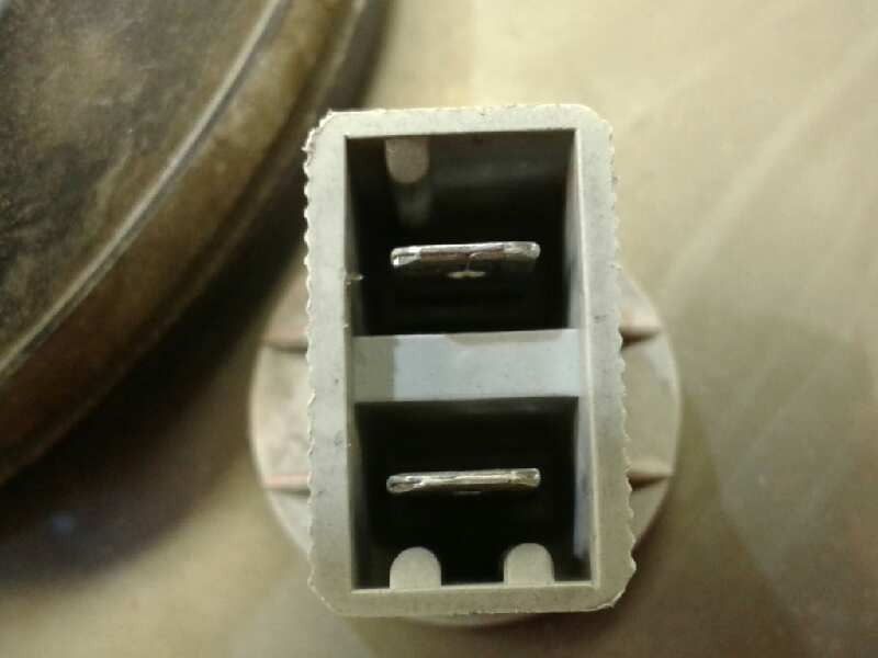 Recambio de faro izquierdo para opel kadett e ls berlina referencia OEM IAM   