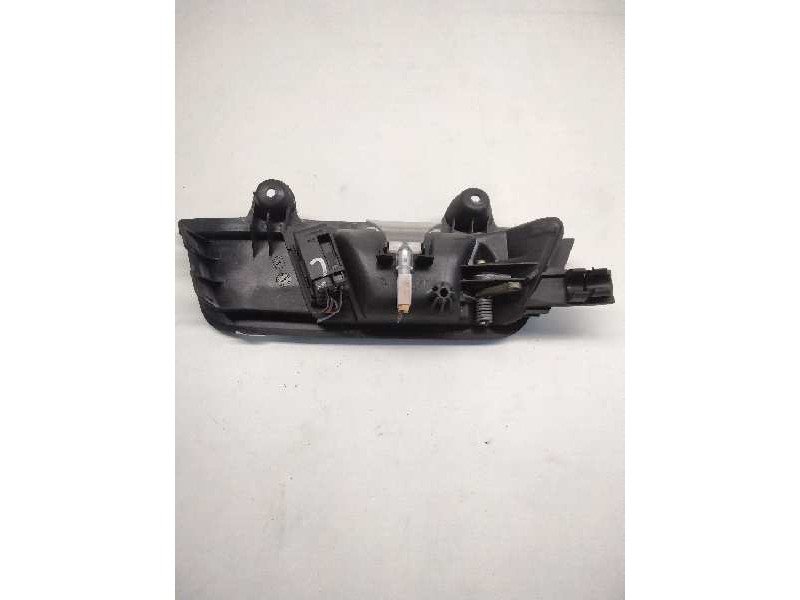 Recambio de maneta interior delantera izquierda para audi a4 avant (8e) 2.5 tdi (114kw) referencia OEM IAM 8E1837019  
