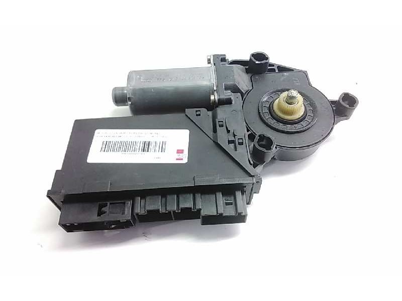 Recambio de motor elevalunas delantero derecho para audi a4 avant (8e) 2.5 tdi (114kw) referencia OEM IAM 851959802B  
