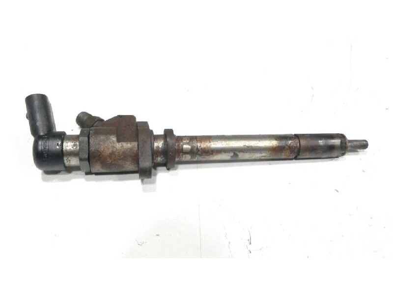 Recambio de inyector para volvo v50 familiar 2.0 d momentum referencia OEM IAM 9557114580  