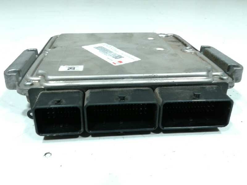 Recambio de centralita motor uce para renault trafic caja cerrada (ab 4.01) 2.0 dci diesel cat referencia OEM IAM B518827026  