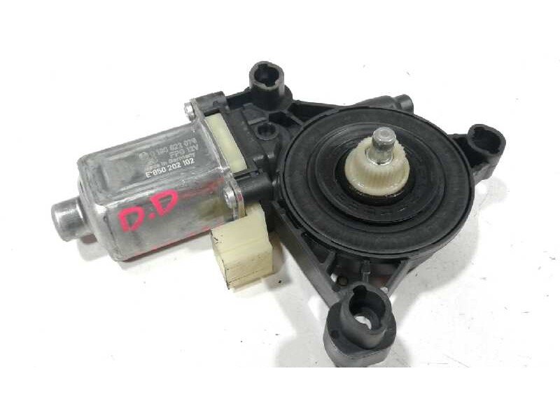 Recambio de motor elevalunas delantero derecho para seat leon (kl1) fr referencia OEM IAM 5Q0959802C  