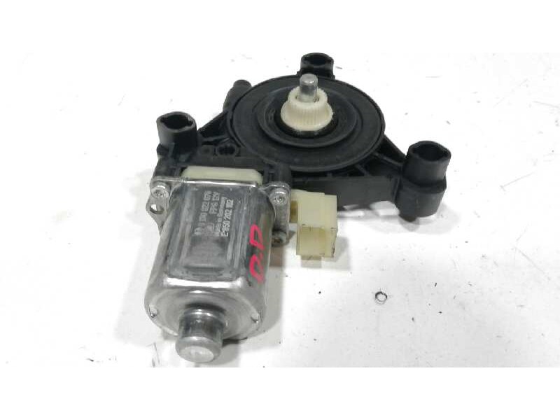 Recambio de motor elevalunas delantero derecho para seat leon (kl1) fr referencia OEM IAM 5Q0959802C  