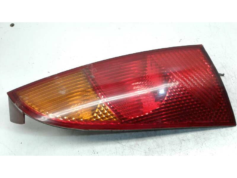 Recambio de piloto trasero derecho para ford focus berlina (cak) ambiente referencia OEM IAM 1214226  