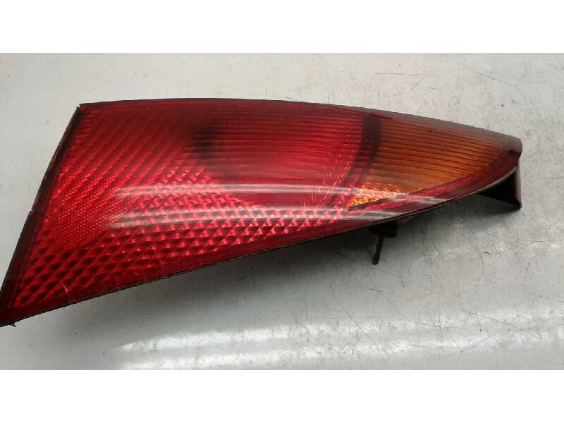 Recambio de piloto trasero izquierdo para ford focus berlina (cak) ambiente referencia OEM IAM   