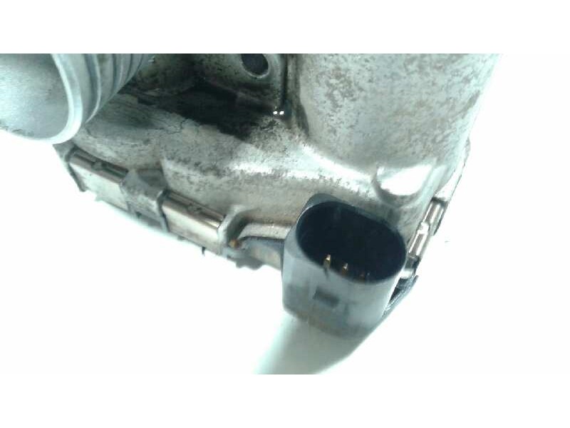 Recambio de cuerpo de mariposa para seat ibiza (6k1) signo referencia OEM IAM 030133062A  