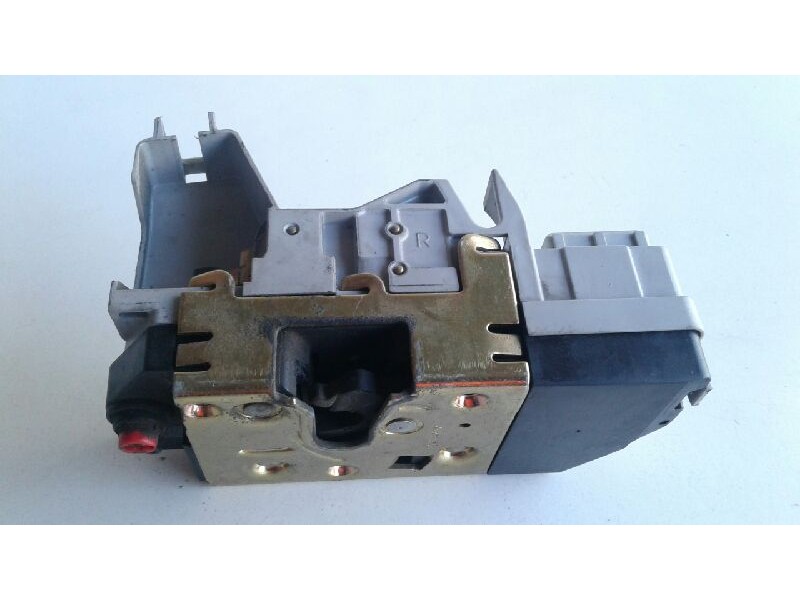 Recambio de cerradura puerta trasera derecha para peugeot 307 break/sw (s2) sw pack referencia OEM IAM   