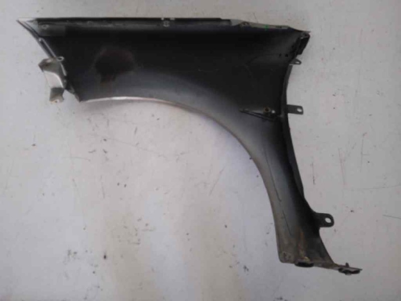 Recambio de aleta delantera derecha para renault megane ii familiar 1.5 dci diesel referencia OEM IAM   