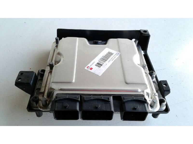 Recambio de centralita motor uce para citroen c5 berlina 2.0 hdi sx referencia OEM IAM 1938K7  