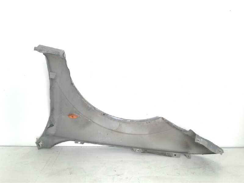 Recambio de aleta delantera derecha para ford mondeo berlina (ge) ghia referencia OEM IAM 1204738  